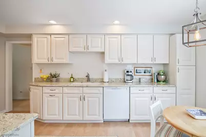 347 Hickory Lane #A, Lake Barrington, IL 60010 - Photo 11