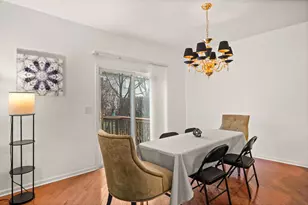 6131 Canterbury Ln, Hoffman Estates, IL 60192 - Photo 3