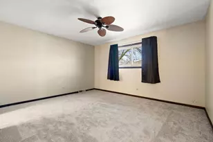 17759 Maple St, Lansing, IL 60438 - Photo 13