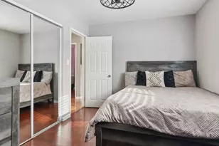 2124 Halsey Dr, Des Plaines, IL 60018 - Photo 21