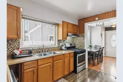 2124 Halsey Drive, Des Plaines, IL 60018 - Photo 11