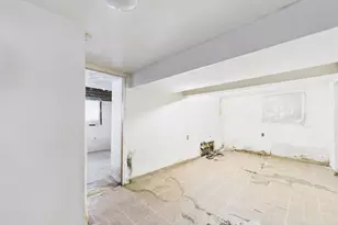 5830 W Race Ave, Chicago, IL 60644 - Photo 25