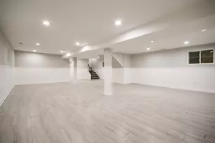 518 E 90th St, Chicago, IL 60619 - Photo 31