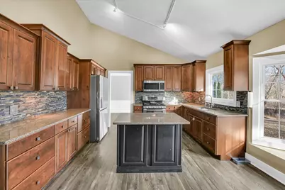880 Stevens Creek Lane, Forsyth, IL 62535 - Photo 13