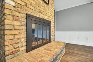 880 Stevens Creek Ln, Forsyth, IL 62535 - Photo 25