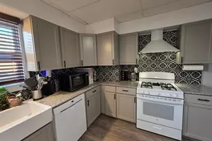 1431 Spruce St, Quincy, IL 62301 - Photo 13