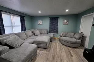 1431 Spruce St, Quincy, IL 62301 - Photo 5