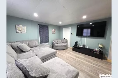 1431 Spruce Street, Quincy, IL 62301 - Photo 3