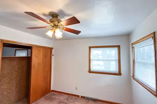 1116 Eastview Dr, Paxton, IL 60957 - Photo 5