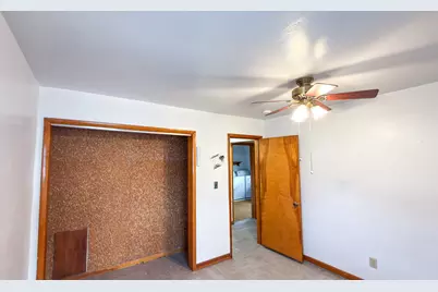 1116 Eastview Drive, Paxton, IL 60957 - Photo 7