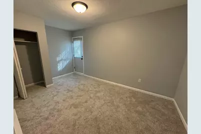 1516 N Mattis Avenue, Champaign, IL 61821 - Photo 11