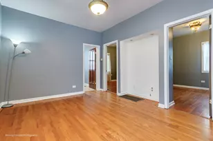 5918 S Albany Ave, Chicago, IL 60629 - Photo 9