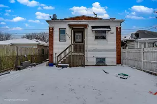 5918 S Albany Ave, Chicago, IL 60629 - Photo 1