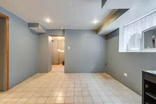 5918 S Albany Ave, Chicago, IL 60629 - Photo 5