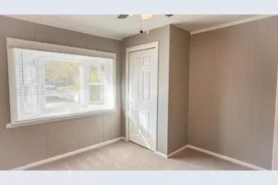 3334 Ridgewood Drive, Champaign, IL 61821 - Photo 5