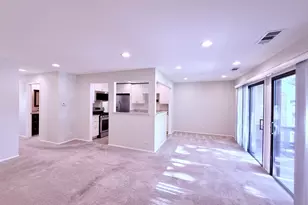 70 Margate Ct, Schaumburg, IL 60193 - Photo 5