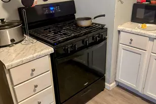 1607 Williamsburg Dr, Champaign, IL 61821 - Photo 3