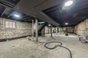 8044 S Peoria St, Chicago, IL 60620 - Photo 31