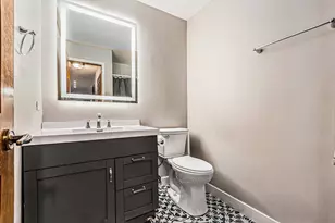 3942 Broadmoor Cir, Naperville, IL 60564 - Photo 11