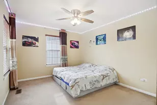 2930 Kelly Dr, Elgin, IL 60124 - Photo 29