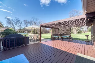 6 Meadowood Drive, Oak Brook, IL 60523 - Photo 33