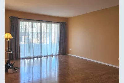 230 Windsor Lane #A, Willowbrook, IL 60527 - Photo 5