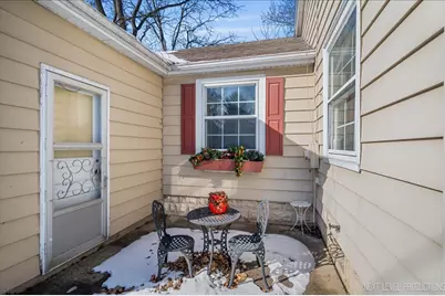 611 Carlson Street, Sycamore, IL 60178 - Photo 17