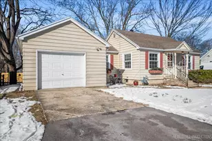 611 Carlson St, Sycamore, IL 60178 - Photo 3