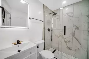 2130 N 74th Ct, Elmwood Park, IL 60707 - Photo 9