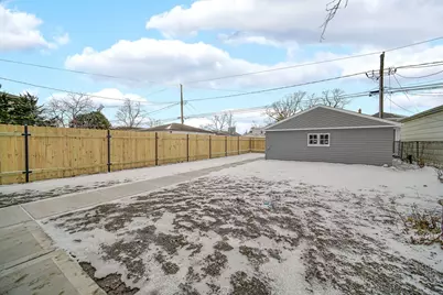 2130 N 74th Court, Elmwood Park, IL 60707 - Photo 23