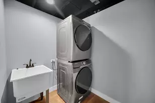 2130 N 74th Ct, Elmwood Park, IL 60707 - Photo 21