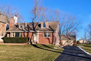 917 S Summit St, Barrington, IL 60010 - Photo 1