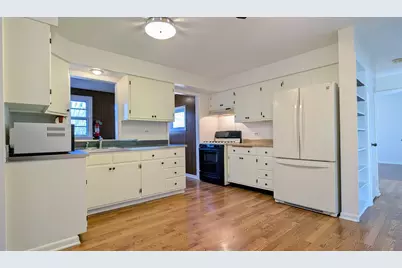 917 S Summit Street, Barrington, IL 60010 - Photo 5