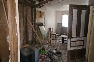 355 W 105th Pl, Chicago, IL 60628 - Photo 5