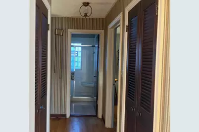 8142 W Oak Lane, Niles, IL 60714 - Photo 9