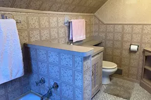 8142 W Oak Ln, Niles, IL 60714 - Photo 13