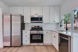 1032 Samson Dr, University Park, IL 60484 - Photo 9