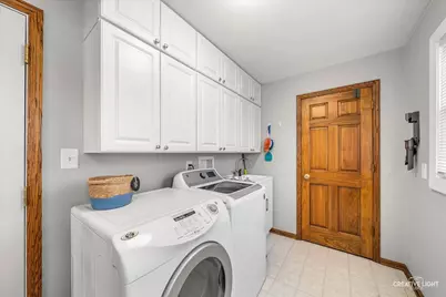 2477 W Downer Place, Aurora, IL 60506 - Photo 15