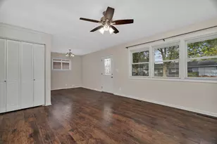 2300 Webster Ave, Joliet, IL 60436 - Photo 3