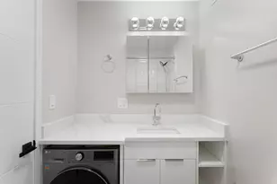 6166 N Sheridan Rd, Chicago, IL 60660 - Photo 9