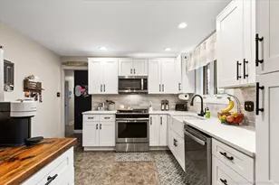 15309 Walnut Rd, Oak Forest, IL 60452 - Photo 7