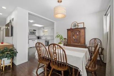 7531 N Karlov Avenue, Skokie, IL 60076 - Photo 7