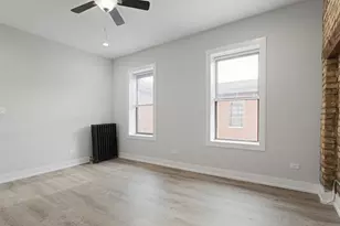 7425 N Clark St, Chicago, IL 60626 - Photo 9