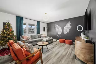 100 Dartford Ln, Schaumburg, IL 60194 - Photo 3