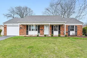 100 Dartford Ln, Schaumburg, IL 60194 - Photo 1