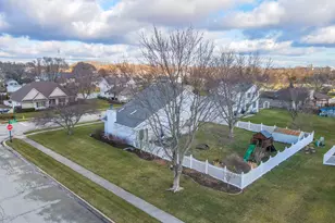 428 Jeffery Dr, Manteno, IL 60950 - Photo 33