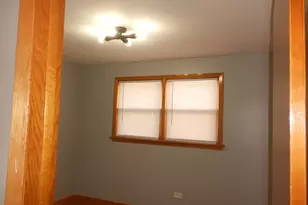 5820 S Rutherford Ave, Chicago, IL 60638 - Photo 9