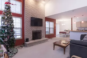 2 Willow Bridge Way, Bloomingdale, IL 60108 - Photo 3