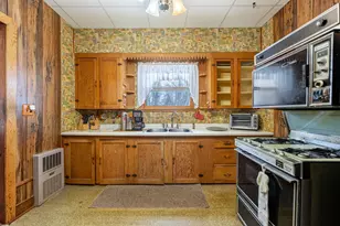 14118 Beaverton Rd, Poplar Grove, IL 61065 - Photo 9