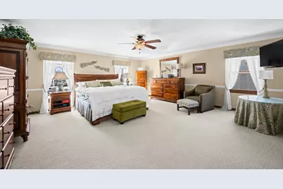 5187 Chambers Drive, Hoffman Estates, IL 60010 - Photo 13